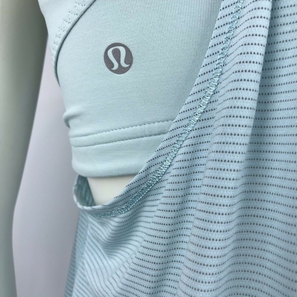 Lululemon Women's Athletic Top Sports Bra - Picture 5 of 7
